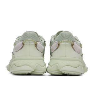 Women's Originals Ozweego Casual Sneakers